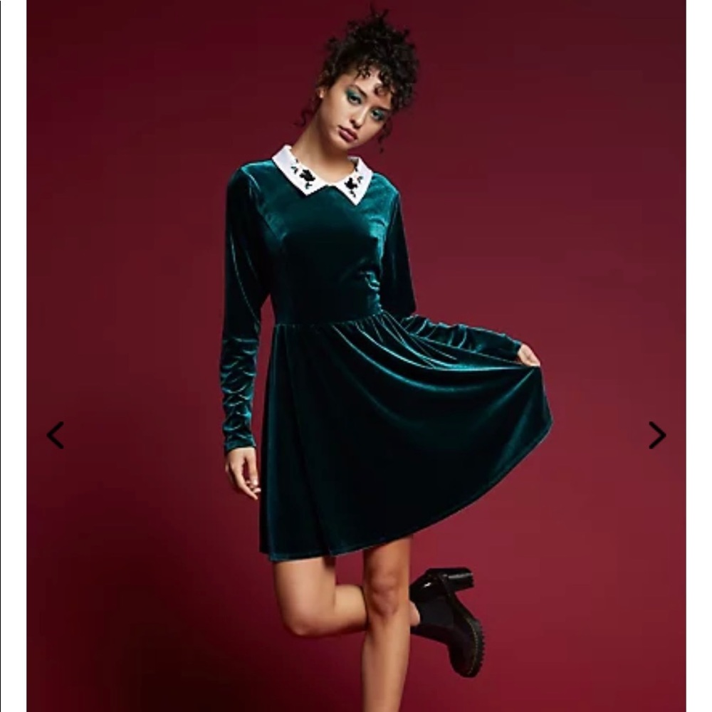 Disney Mickey Mouse Holiday Green Velvet Dress